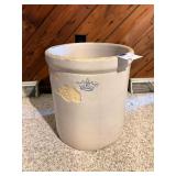 6 Gallon RRP Stoneware Crock