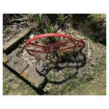 Vintage Farm Apparatus, Yard Decor