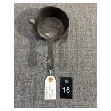 Unmarked 4 3/4 Cast Iron Pan