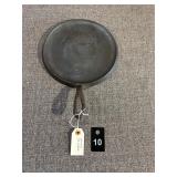 Griswold Cast Iron Griddle No 8