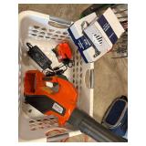 Husqvarna Leaf Blower 320iB, with Charger