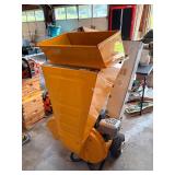 Cub Cadet CS 3310 Chipper Shredder