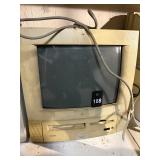 Power Macintosh 5260/100 Desktop