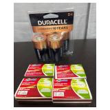 Duracell D4 batteries & matches