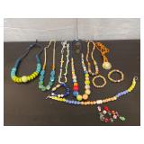 Necklaces & bracelets lot