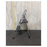 2 step step stool