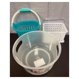 Small baskets & bath tote