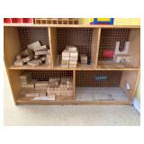 Wood shelf with block set