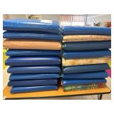Lot of 18 folding mats