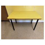 Small kids table desk
