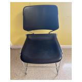 Heavy duty adult chair