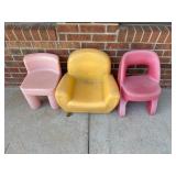 Lot of assorted kids chairs