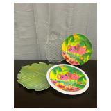 Festive serving trays lot