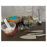 Kitchenware lot