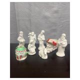 Nativity scene figurines