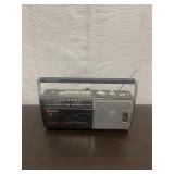 vintage Sony CFM-140 portable AM/FM cassette-corde
