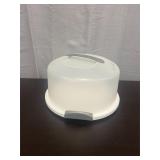 Vintage 12' Sterilite cake server with domed, tran