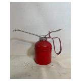 Vintage manual pump oiler can