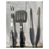 3-piece stainless steel barbecue grilling tool kit