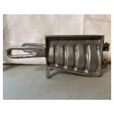 vintage C. Palmer sinker mold
