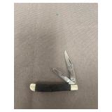 vintage Kutmaster pocket knife manufactured in Uti