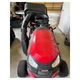 Craftsman Lawn Tractor 21.0 HP 42' Mower YT3000