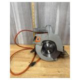 B&D plug in saw