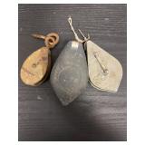 Set of old bob-weights & chalk line tools