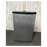 Whirlpool mini refrigerator