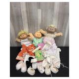 Cabbage Patch dolls & clothes lot