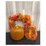 Singing pumpkin, Jack-o'lantern & Fall wreath