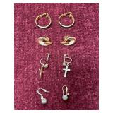 4 Pairs of gold-colored Clip-on earrings