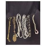 Lot of 6 costume jewelry necklaces