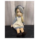 vintage 1970s Knickerbocker Holly Hobbie or friend
