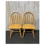 classic light oak-finished solid wood dining chair