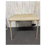 Foldable card table