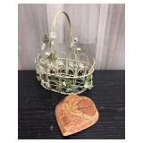 Metal Daisy wire basket & Aspen leaf ceramic hangi