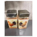 Vintage rooster salt and pepper shakers