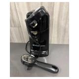 Manual and electic can openers