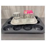 Muffin/ cupcake baking pans