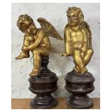 Putti Garnitures