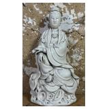 Blanc de Chine Statue