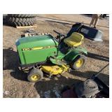 John Deere 130 Lawn Tractor