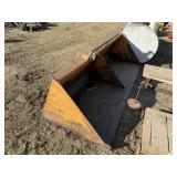 Case Skidsteer Mount 95' Bucket