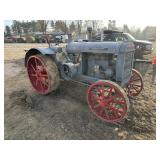 1020 McCormick Deereing