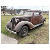 1935 Chevrolet 5 Window Coupe