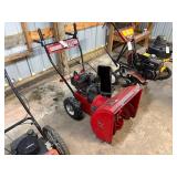 MTD Yard Machines 5/22 Snowblower