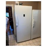 Insignia Upright Freezer/fridge