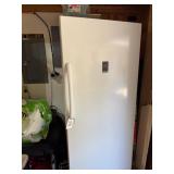 Insignia Upright Freezer/fridge