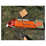 B&D 16' Hedge Trimmer